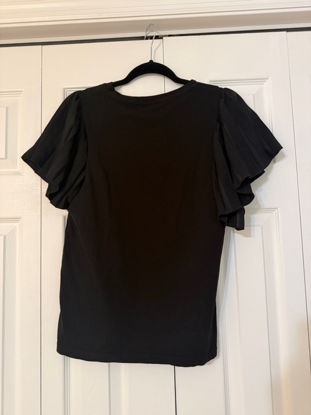 Zara Black Flutter Sleeve Tee - Picture 2 of 3